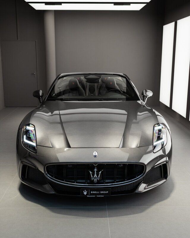 Grau Gebraucht 2024 Maserati GranCabrio Cabrio | CHF 228’000 (Teuer) - Bild 1/4