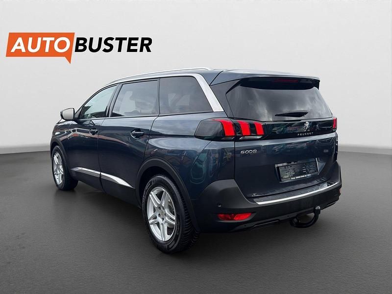 Gebraucht Peugeot 5008 Allure 130 PS (95 kW) 2019 SUV