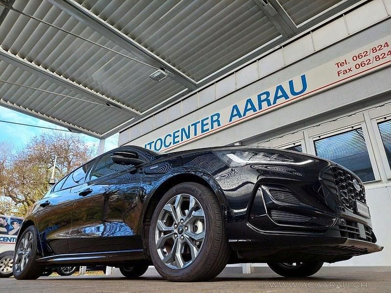 Gebraucht Ford Focus ST-Line X 155 PS (114 kW) 2023 Limousine