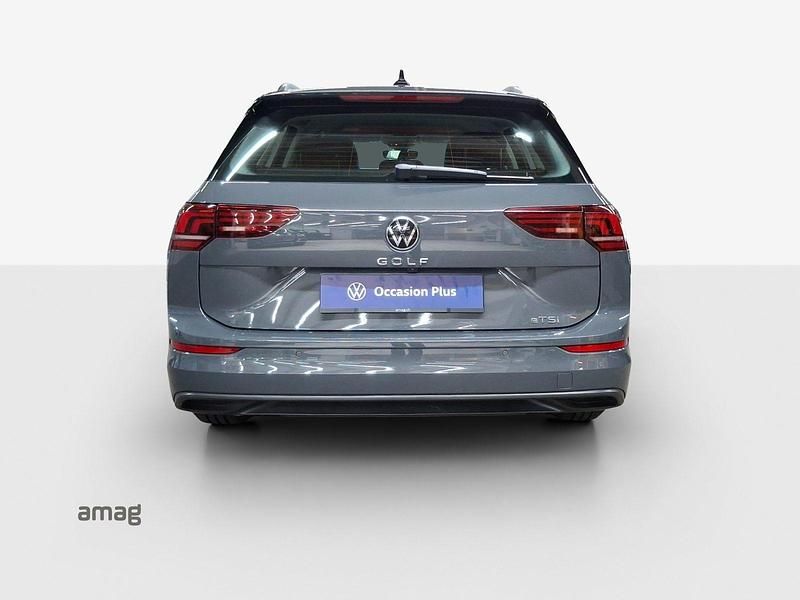 Gebraucht VW Golf VIII Life 150 PS (110 kW) 2025 Delfingrau metallic Kombi