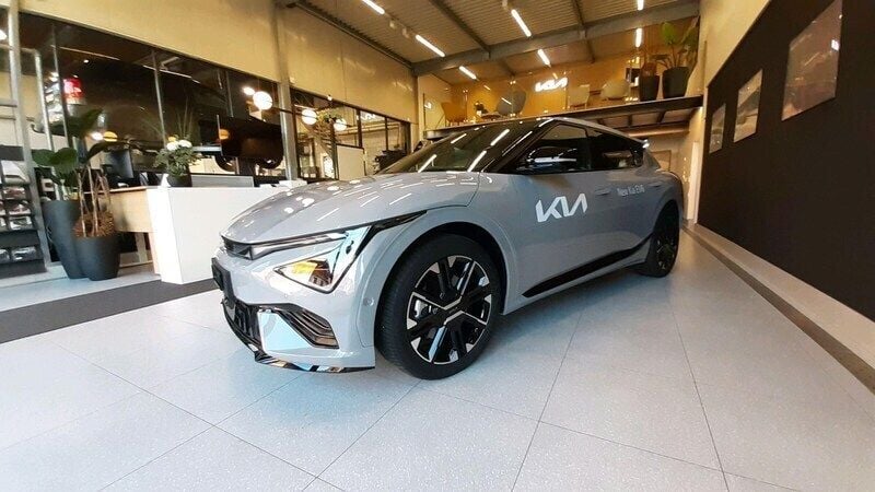 Grau Neu 2025 Kia EV6 GT-Line SUV | CHF 59’940 - Bild 1/4