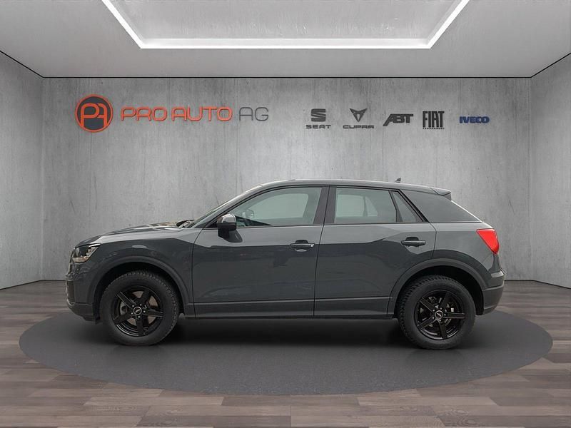 Gebraucht Audi Q2 Design 116 PS (85 kW) 2018 Grau SUV
