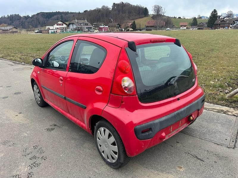 Gebraucht Peugeot 107 68 PS (50 kW) 2006 Kleinwagen