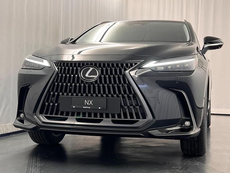 Schwarz Neu 2025 Lexus NX450h+ SUV | CHF 78’900 - Bild 1/4