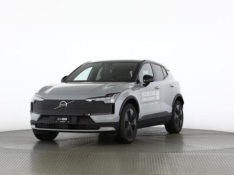 Grau Gebraucht 2025 Volvo EX30 CC Performance SUV | CHF 44’175 (Fairer Preis) - Bild 1/4