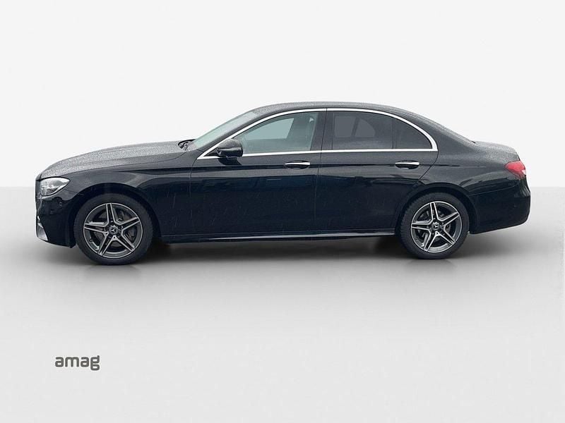 Gebraucht Mercedes E220 194 PS (142 kW) 2022 Schwarz Limousine