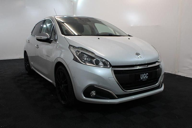Gebraucht 2016 Peugeot 208 Allure Kleinwagen | CHF 6’999 (Fairer Preis) - Bild 1/4
