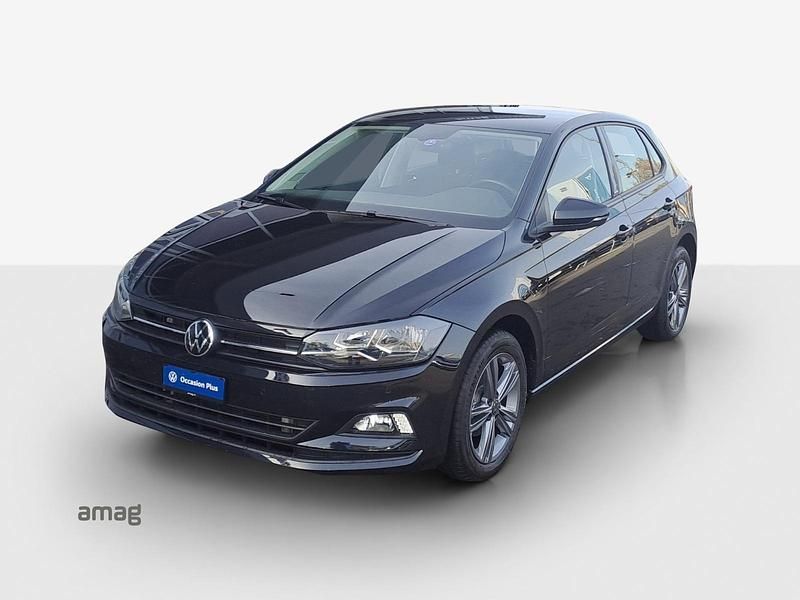Deepblack perleffekt Gebraucht 2021 VW Polo Comfortline Limousine | CHF 17’290 (Guter Preis) - Bild 1/4