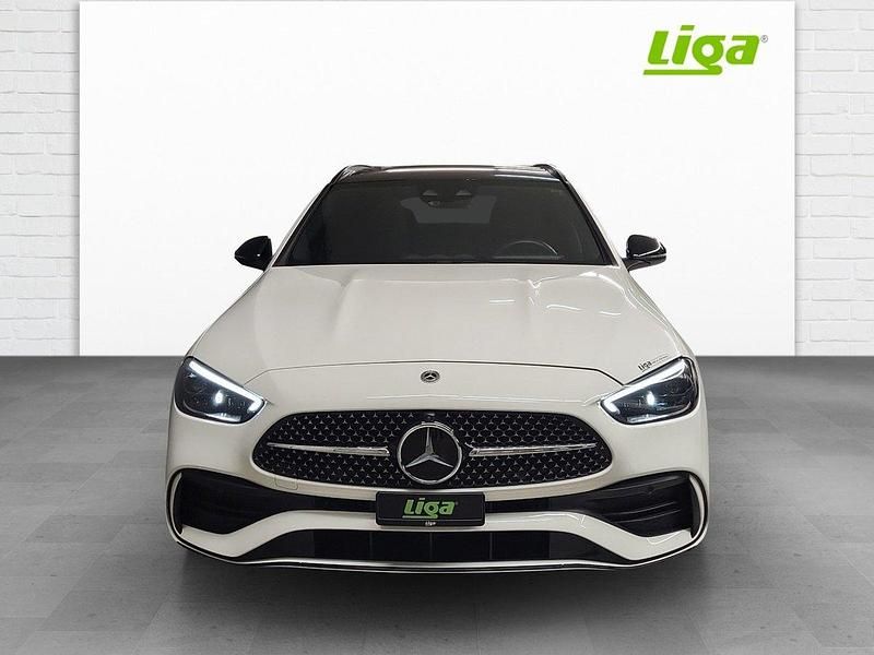 Gebraucht Mercedes C300e AMG line 326 PS (239 kW) 2024 Kombi