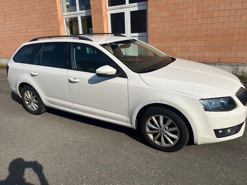 Gebraucht 2017 Skoda Octavia Ambition Kombi | CHF 7’590 (Fairer Preis) - Bild 1/4