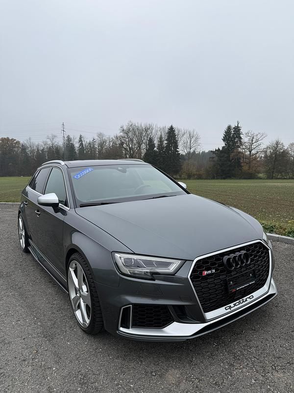 Gebraucht Audi RS3 Sportback 400 PS (294 kW) 2019 Kleinwagen