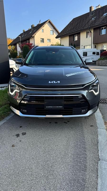Gebraucht Kia Niro 182 PS (133 kW) 2024 SUV