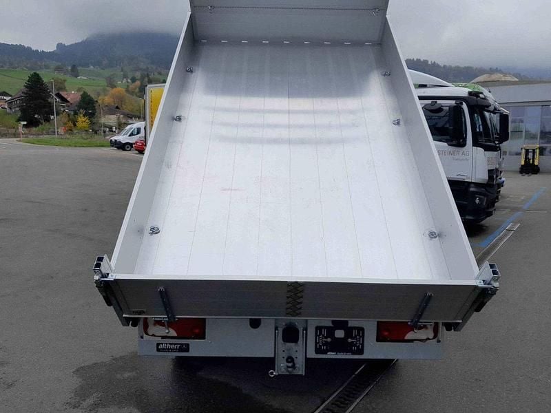 Gebraucht Mercedes E-Sprinter 150 kW (204 PS) 2025 Weiss Van