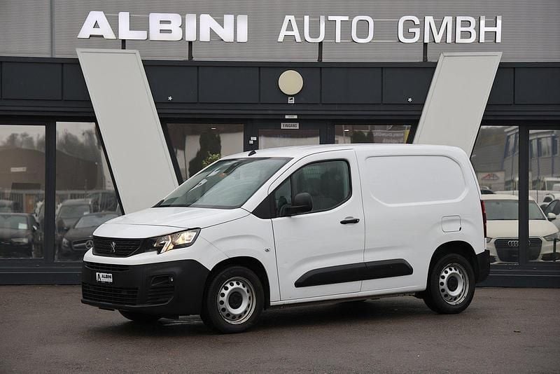 Gebraucht Peugeot Partner S 130 PS (95 kW) 2020 Van / Kleinbus