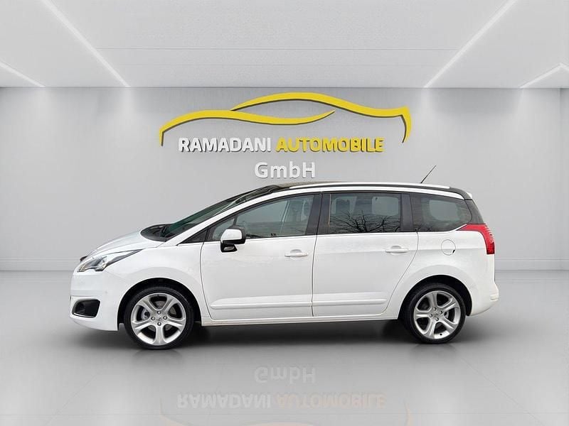 Gebraucht Peugeot 5008 Allure 150 PS (110 kW) 2015 Van / Kleinbus