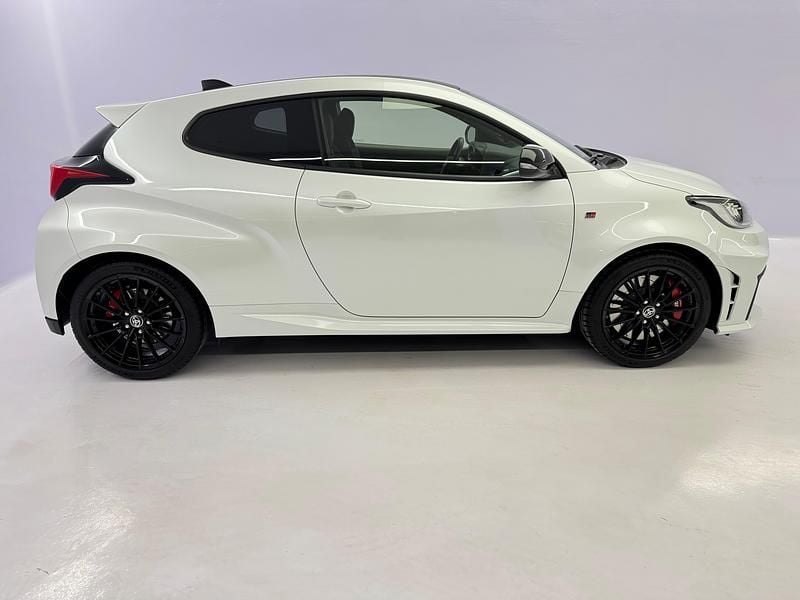 Gebraucht Toyota Yaris Sport 280 PS (205 kW) 2024 Weiss Limousine