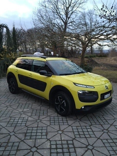 Gebraucht Citroën C4 Cactus Shine 100 PS (73 kW) 2015 Kleinwagen