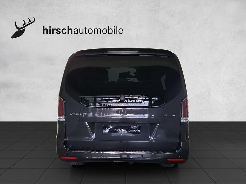 Gebraucht Mercedes V300 Exclusive 239 PS (175 kW) 2025 Grau Van / Kleinbus