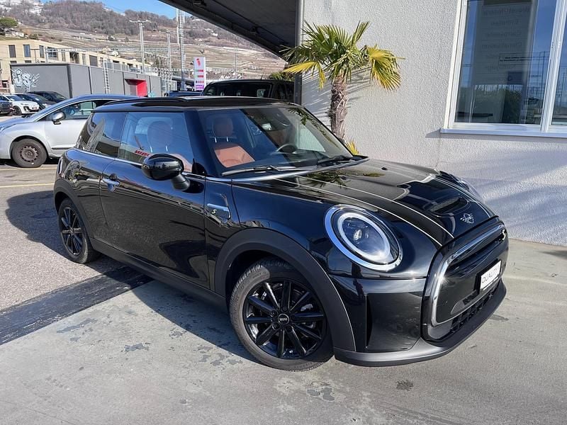 Gebraucht Mini Cooper SE 135 kW (184 PS) 2023 Kleinwagen