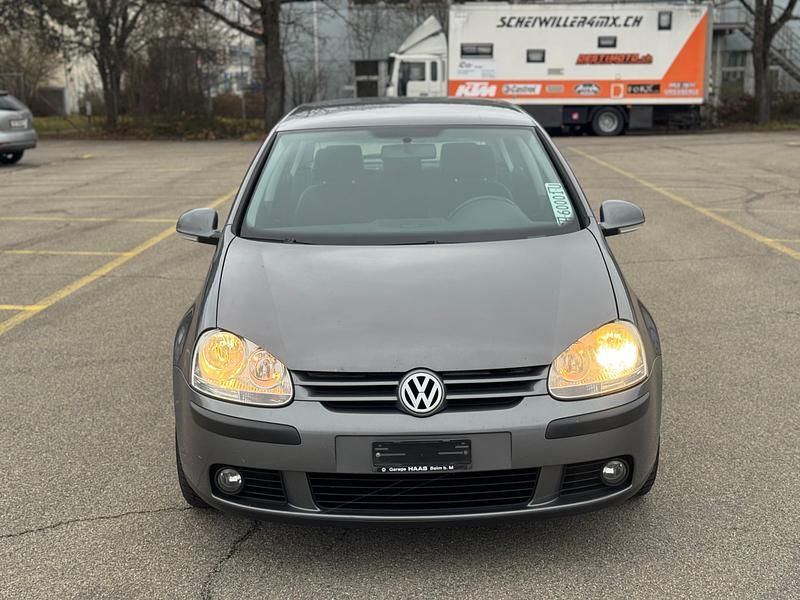 Gebraucht VW Golf IV Trendline 105 PS (77 kW) 2005