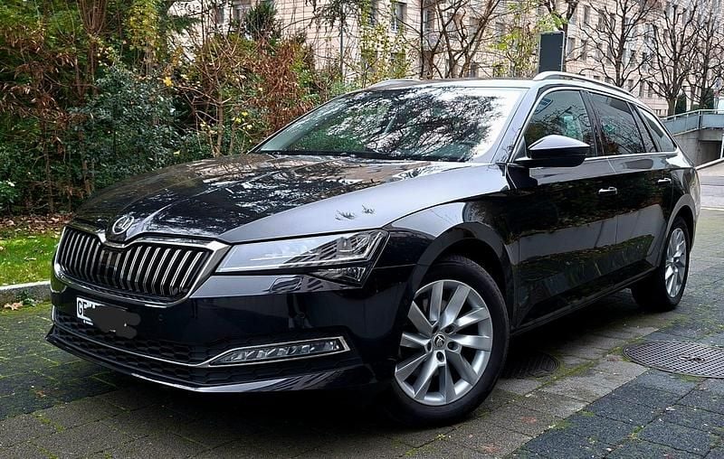 Gebraucht 2023 Skoda Superb Style Kombi | CHF 23’500 (Guter Preis) - Bild 1/4