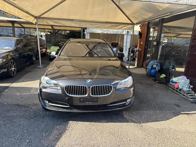 Gebraucht BMW 535 Sport Line 313 PS (230 kW) 2012 Kombi