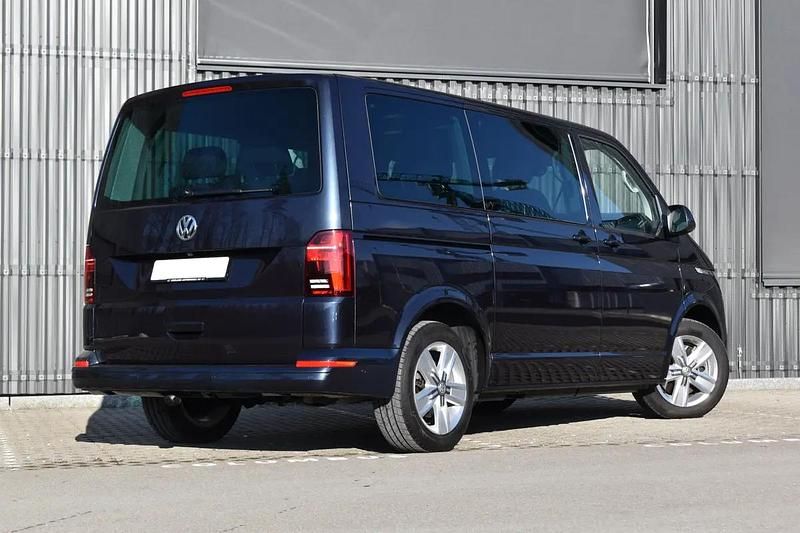 Gebraucht VW Multivan Comfortline 204 PS (150 kW) 2026 Blau Van