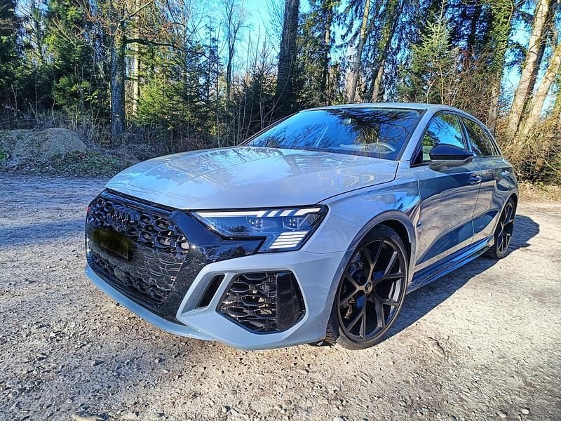 Gebraucht 2022 Audi RS3 Sportback Kleinwagen | CHF 49’500 (Superpreis) - Bild 1/4