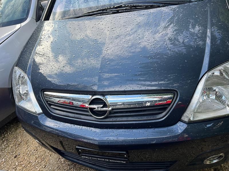 Gebraucht 2010 Opel Meriva Edition Van / Kleinbus | CHF 4’880 (Guter Preis) - Bild 1/4