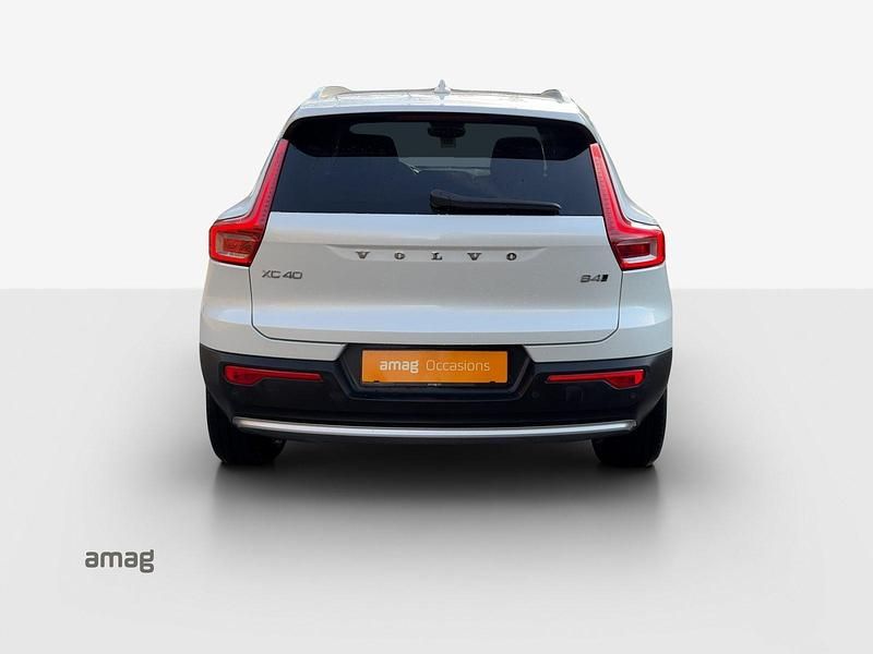 Gebraucht Volvo XC40 Core 197 PS (144 kW) 2022 Blanc SUV