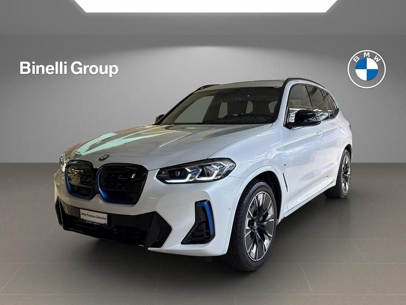 Weiss Gebraucht 2024 BMW iX3 Impressive SUV | CHF 49’900 (Etwas zu teuer) - Bild 1/4