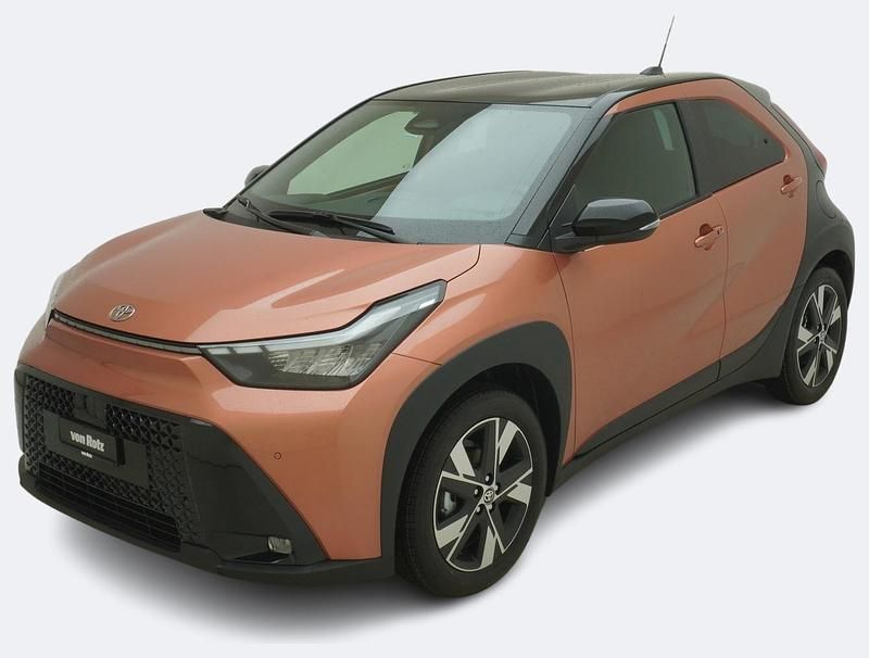 Neu Toyota Aygo X Trend 116 PS (85 kW) 2026 Orange SUV