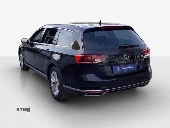 Gebraucht VW Passat Elegance 200 PS (147 kW) 2023 Deepblack perleffekt Kombi