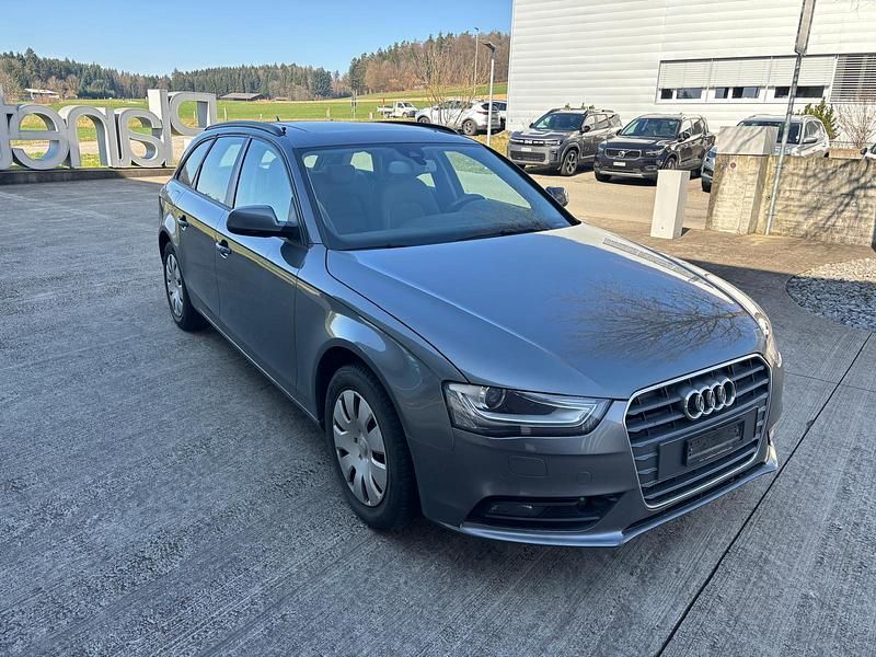 Gebraucht Audi A4 177 PS (130 kW) 2012 Kombi
