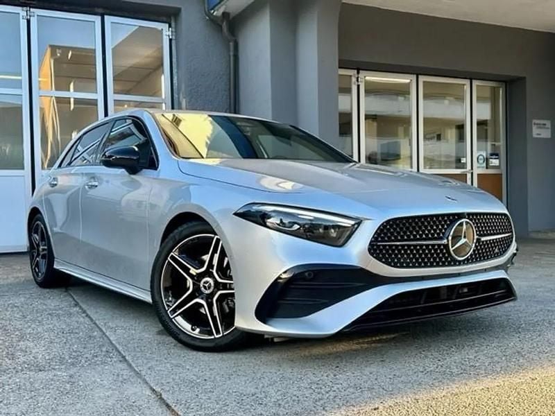 Silber Gebraucht 2025 Mercedes A180 AMG line | CHF 30’850 - Bild 1/4