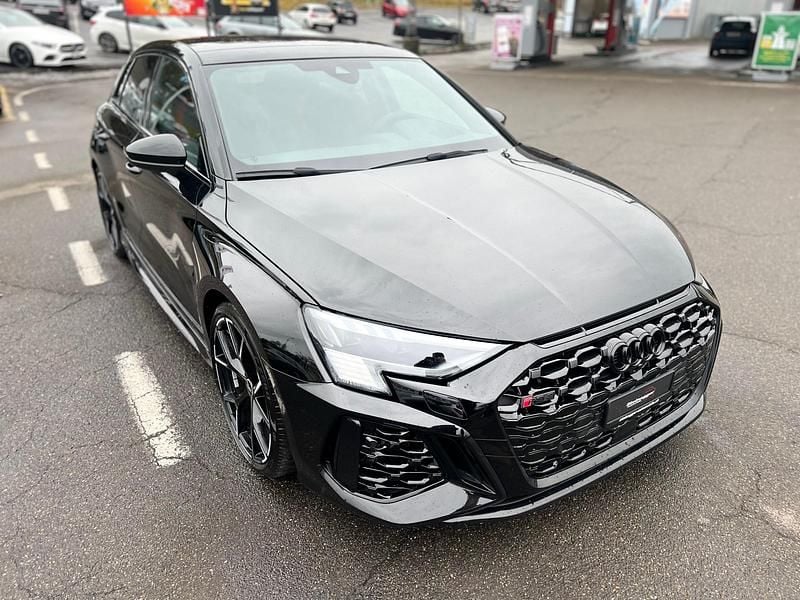Gebraucht Audi RS3 Sportback Design 400 PS (294 kW) 2024 Kleinwagen