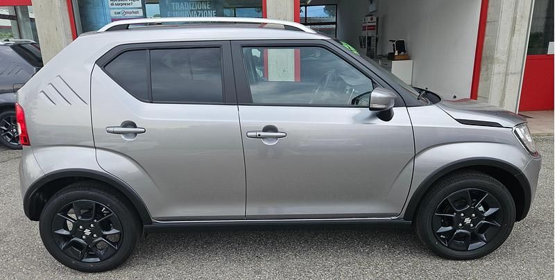 Neu Suzuki Ignis 83 PS (61 kW) 2025 Silber Limousine