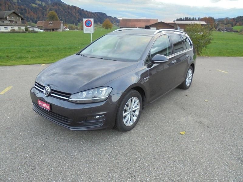 Gebraucht VW Golf VII LOUNGE 150 PS (110 kW) 2016 Kombi