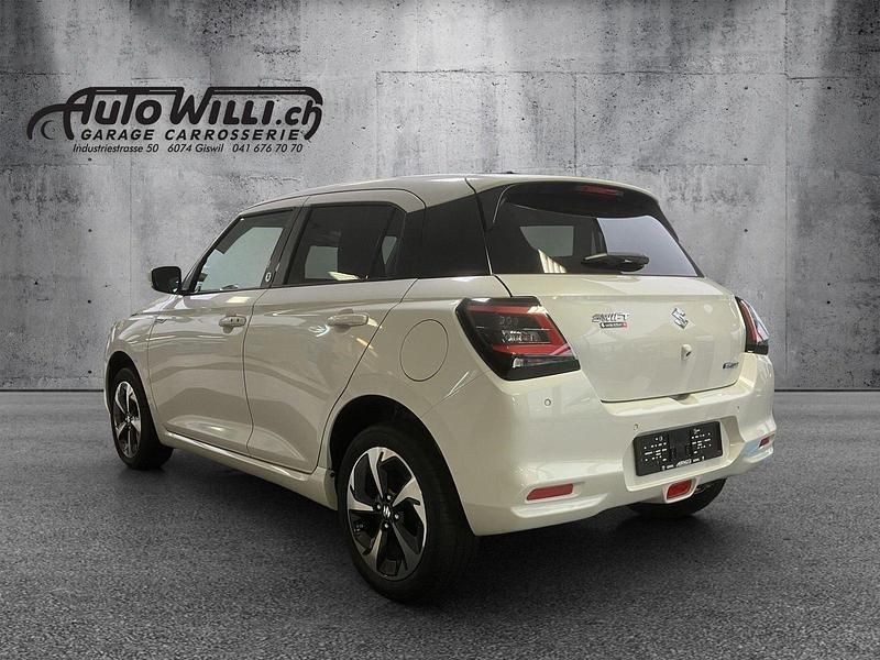 Gebraucht Suzuki Swift 82 PS (60 kW) 2024 Weiss Kleinwagen
