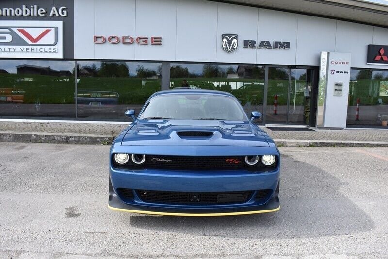 Blau Neu 2025 Dodge Challenger Coupé | CHF 78’900 - Bild 1/4