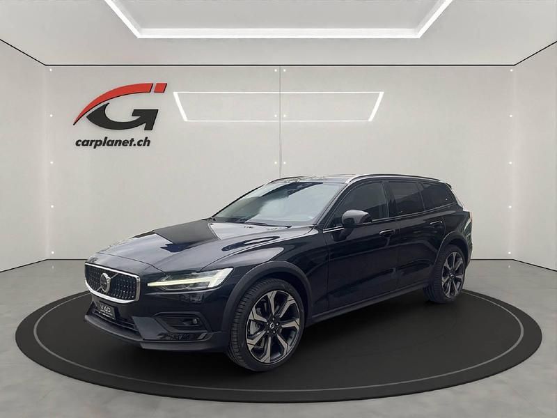 Schwarz Gebraucht 2024 Volvo V60 CC Kombi | CHF 51’900 - Bild 1/4
