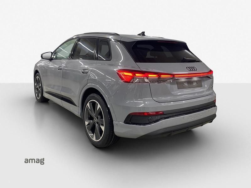 Neu Audi Q4 e-tron Ambiente 210 kW (286 PS) 2025 Kieselgrau SUV