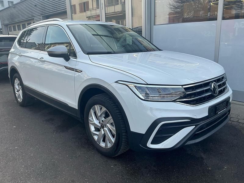 Gebraucht VW Tiguan Allspace 150 PS (110 kW) 2024 Weiss SUV