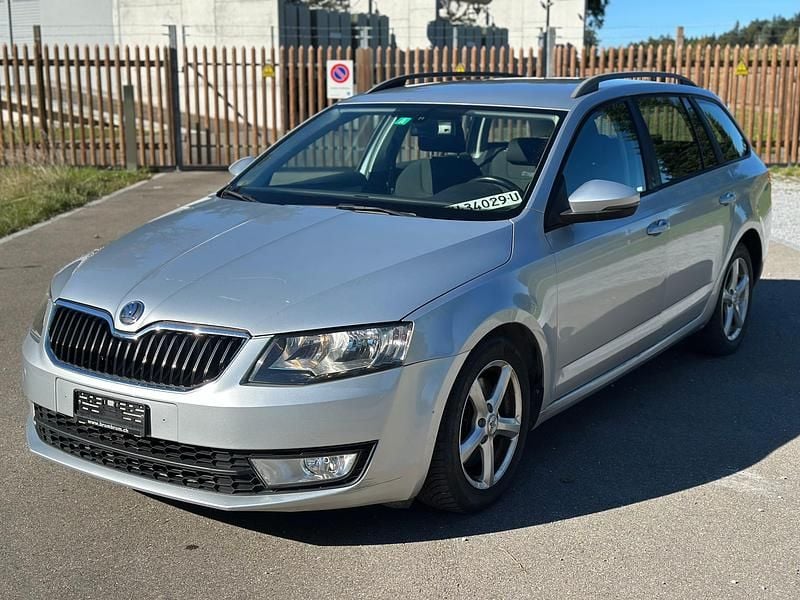Gebraucht 2013 Skoda Octavia Elegance Kombi | CHF 3’999 (Fairer Preis) - Bild 1/4