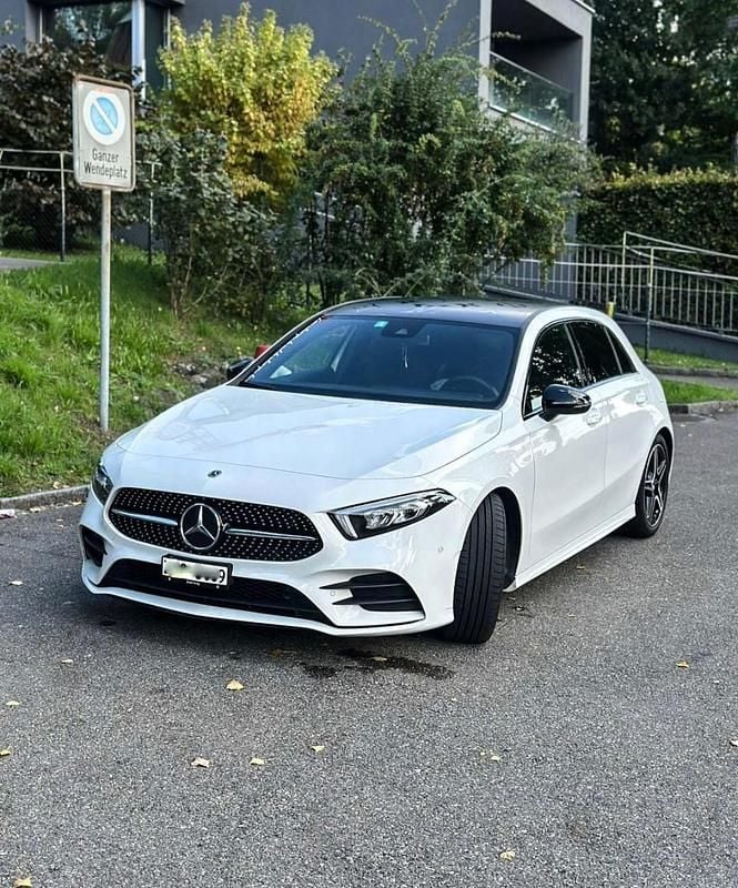 Gebraucht Mercedes A200 AMG line 163 PS (119 kW) 2020