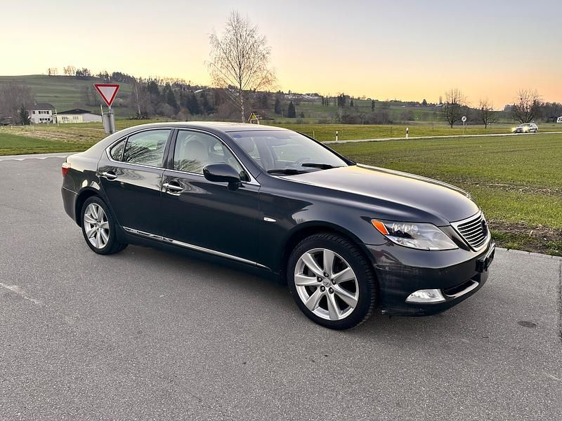 Gebraucht Lexus LS600h 444 PS (326 kW) 2007 Limousine