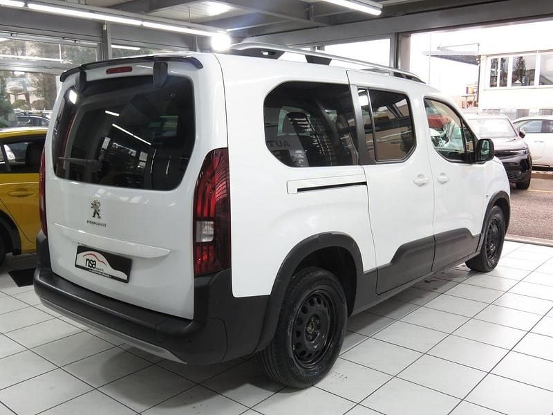 Gebraucht Peugeot Rifter Allure 130 PS (95 kW) 2022 Van / Kleinbus