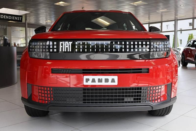 Rot Neu 2025 Fiat Grande Panda Red Kleinwagen | CHF 24’990 (Fairer Preis) - Bild 1/4