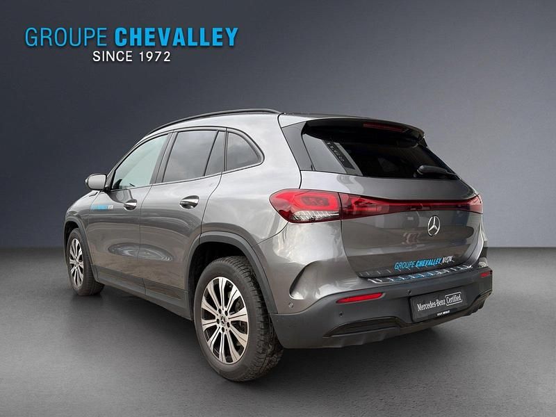 Gebraucht Mercedes EQA250 AMG line 140 kW (191 PS) 2021 Grau SUV