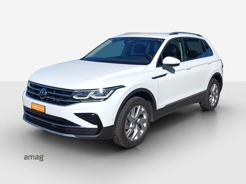 Pure white uni Gebraucht 2022 VW Tiguan Elegance SUV | CHF 28’400 (Superpreis) - Bild 1/4